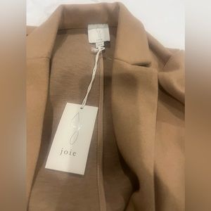 Joie trench coat no buttons . Sooo cute and on trend